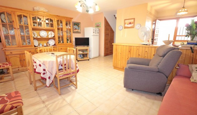 Återförsäljning - Town House -
Torrevieja - Playa De Los Naufragos