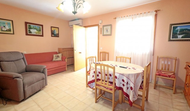 Återförsäljning - Town House -
Torrevieja - Playa De Los Naufragos