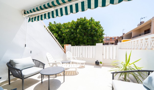 Återförsäljning - Apartment -
Torrevieja - La Veleta