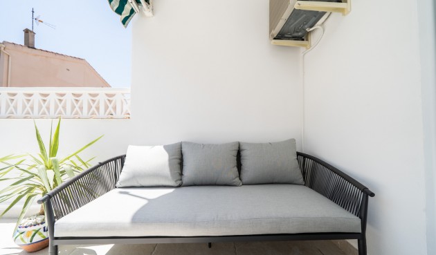 Återförsäljning - Apartment -
Torrevieja - La Veleta