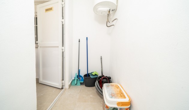 Återförsäljning - Apartment -
Torrevieja - La Veleta