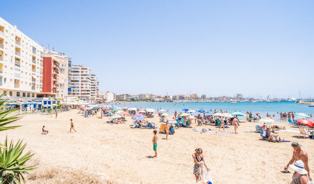 Återförsäljning - Apartment -
Torrevieja - La Veleta