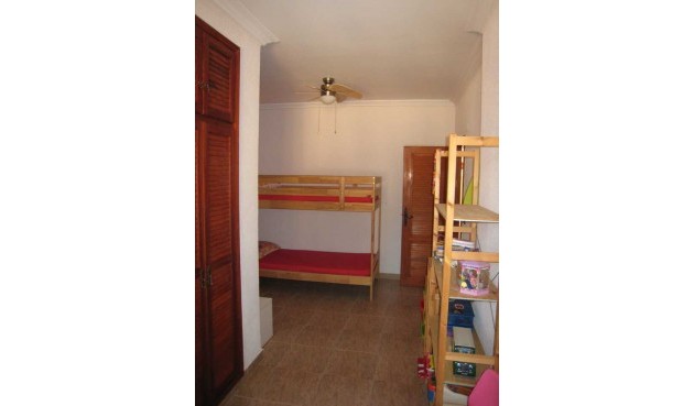 Återförsäljning - Villa -
Campoamor - Costa Blanca