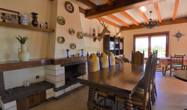 Återförsäljning - Villa -
Campoamor - Costa Blanca