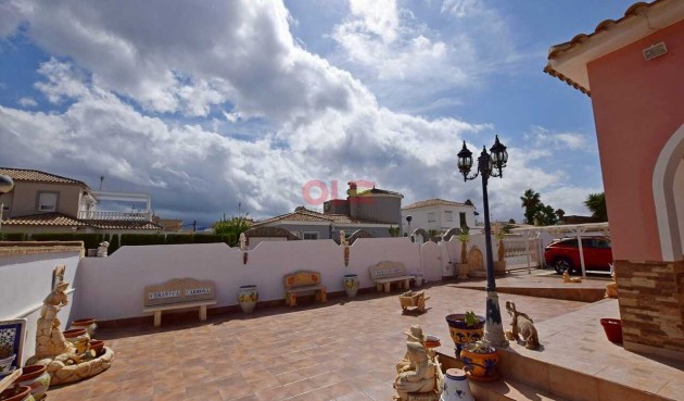 Återförsäljning - Villa -
Cabo Roig - Costa Blanca