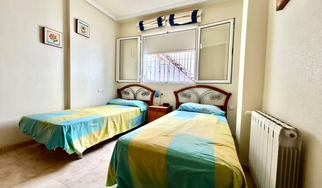 Återförsäljning - Town House -
Torre de la Horadada - Costa Blanca