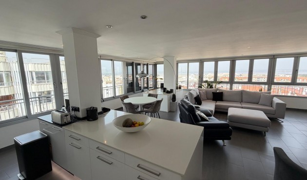Brukt - Apartment -
Torrevieja - Acequion