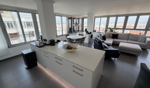 Brukt - Apartment -
Torrevieja - Acequion