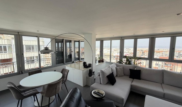 Brukt - Apartment -
Torrevieja - Acequion