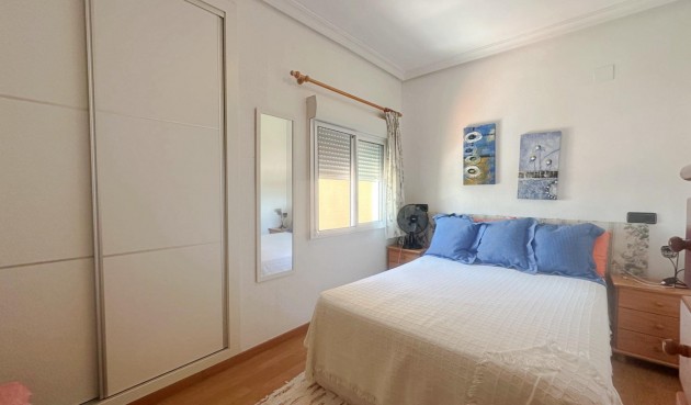 Brukt - Bungalow -
Torrevieja - La Mata