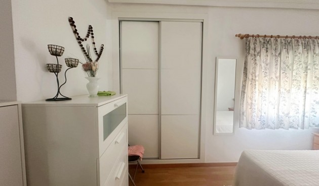 Brukt - Bungalow -
Torrevieja - La Mata