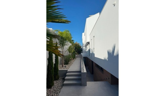 Återförsäljning - Villa -
Ciudad Quesada - Centro De La Ciudad Quesada