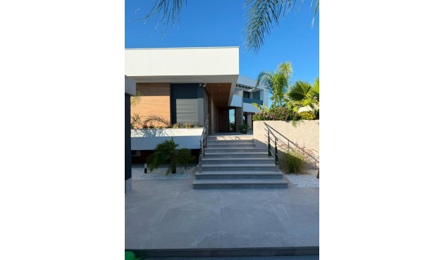 Återförsäljning - Villa -
Ciudad Quesada - Centro De La Ciudad Quesada