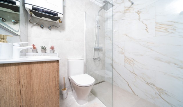Återförsäljning - Apartment -
Torrevieja - La Veleta