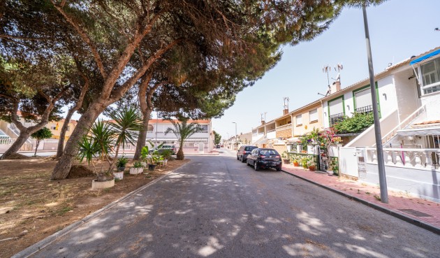 Återförsäljning - Apartment -
Torrevieja - La Veleta
