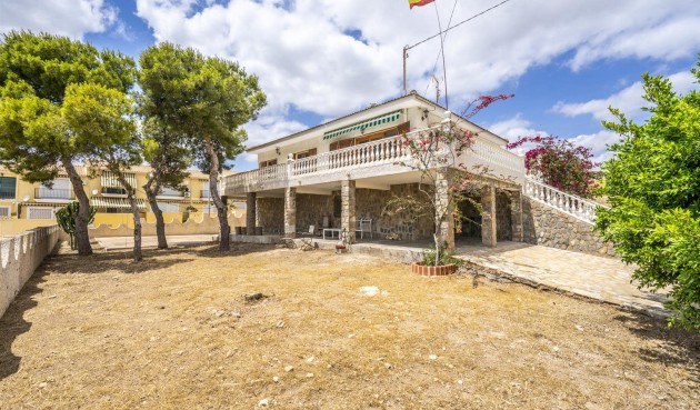 Återförsäljning - Villa -
Isla Plana - Costa Calida