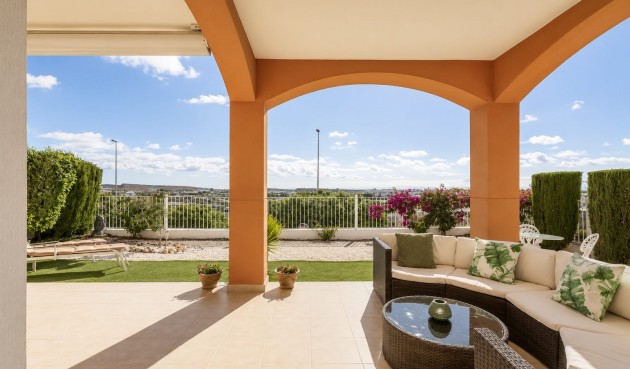 Återförsäljning - Apartment -
Altaona Golf and Country Club - Inland