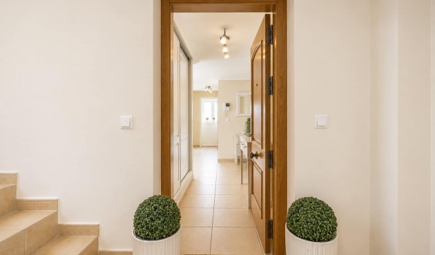 Återförsäljning - Apartment -
Altaona Golf and Country Club - Inland