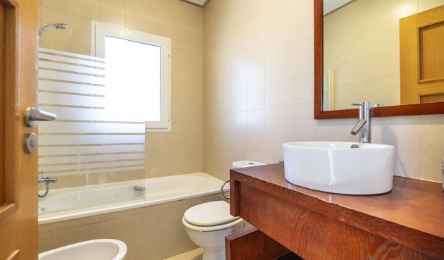 Reventa - Villa -
La Torre Golf Resort - Inland