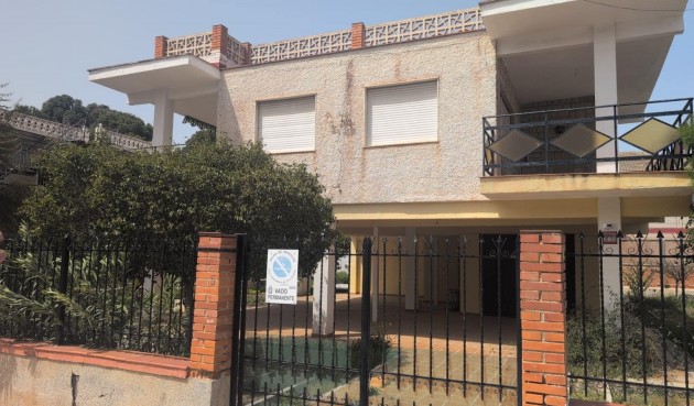 Återförsäljning - Villa -
Los Alcazares - Costa Calida