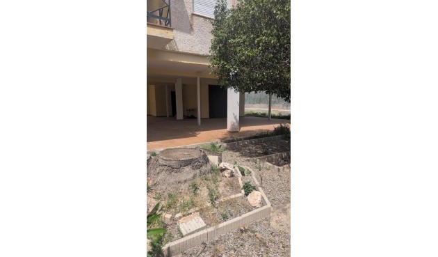 Återförsäljning - Villa -
Los Alcazares - Costa Calida