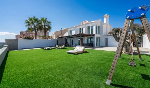 Återförsäljning - Villa -
La Manga del Mar Menor - Costa Calida