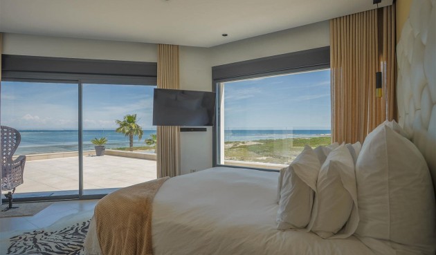 Återförsäljning - Villa -
La Manga del Mar Menor - Costa Calida