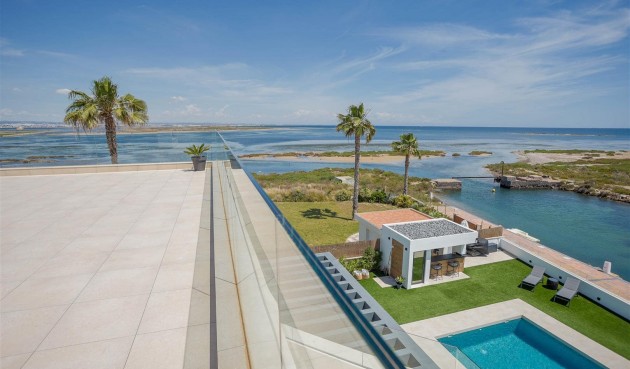 Återförsäljning - Villa -
La Manga del Mar Menor - Costa Calida
