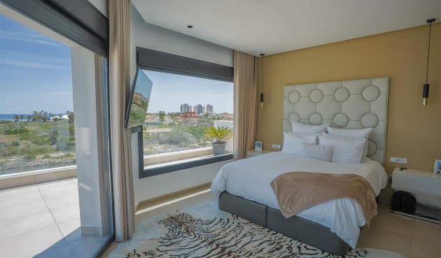 Återförsäljning - Villa -
La Manga del Mar Menor - Costa Calida