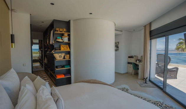 Återförsäljning - Villa -
La Manga del Mar Menor - Costa Calida