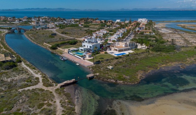 Återförsäljning - Villa -
La Manga del Mar Menor - Costa Calida
