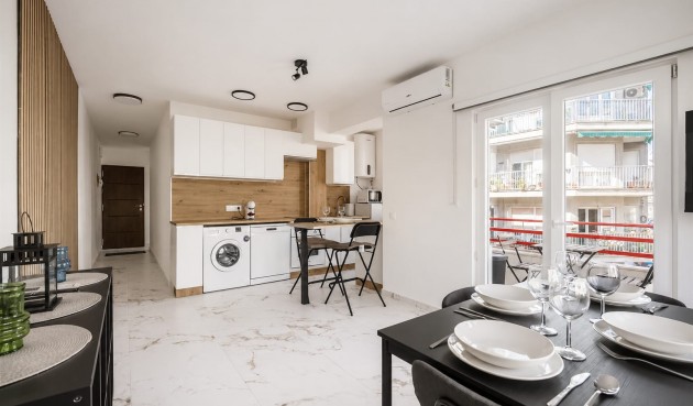 Resale - Apartment -
Torrevieja - Costa Blanca