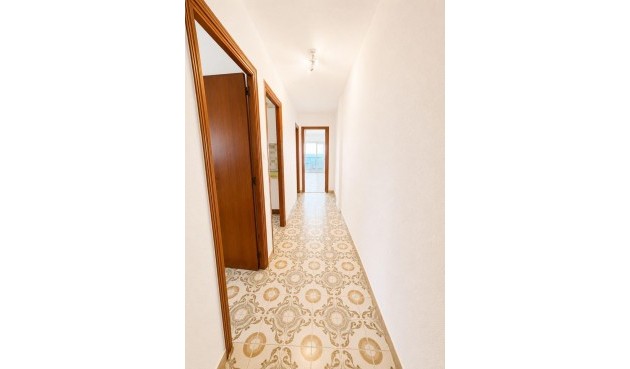 Återförsäljning - Apartment -
Torrevieja - Playa del Cura