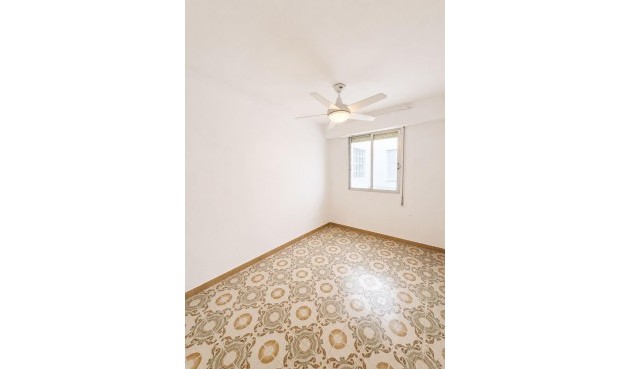 Återförsäljning - Apartment -
Torrevieja - Playa del Cura
