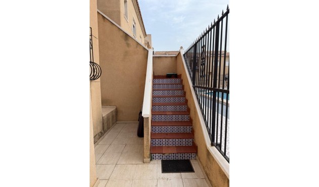Återförsäljning - Apartment -
Torrevieja - Centro