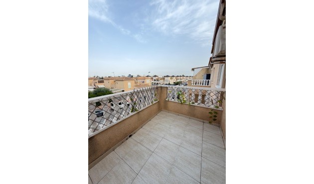 Återförsäljning - Apartment -
Torrevieja - Centro