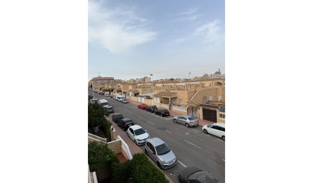 Återförsäljning - Apartment -
Torrevieja - Centro