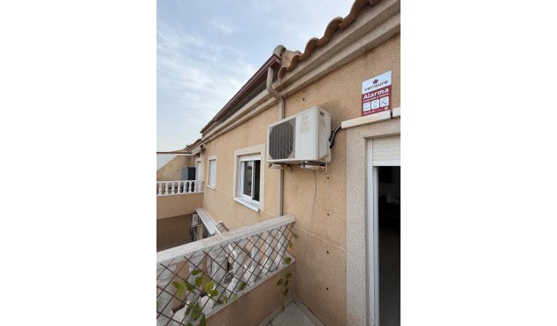 Återförsäljning - Apartment -
Torrevieja - Centro