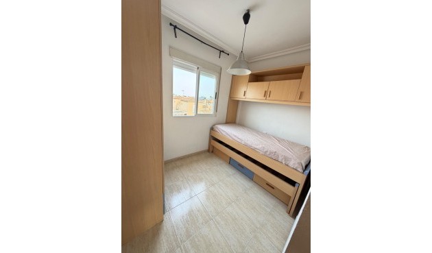 Återförsäljning - Apartment -
Torrevieja - Centro