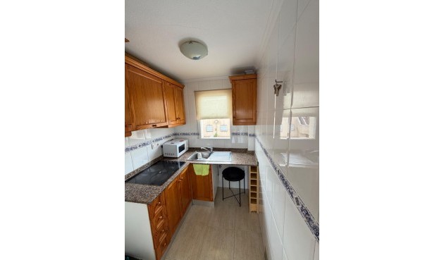 Återförsäljning - Apartment -
Torrevieja - Centro