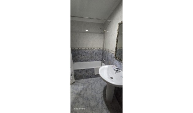 Återförsäljning - Apartment -
Torrevieja - PARQUE DE LAS NACIONES