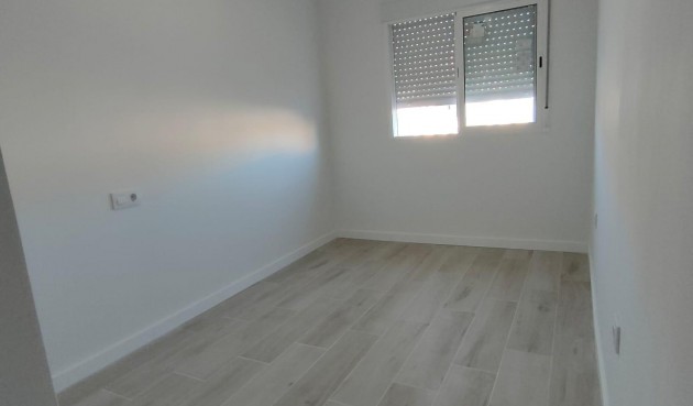Reventa - Town House -
Torrevieja - Sector 25