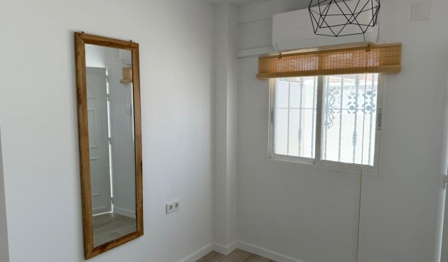 Reventa - Town House -
Torrevieja - Sector 25