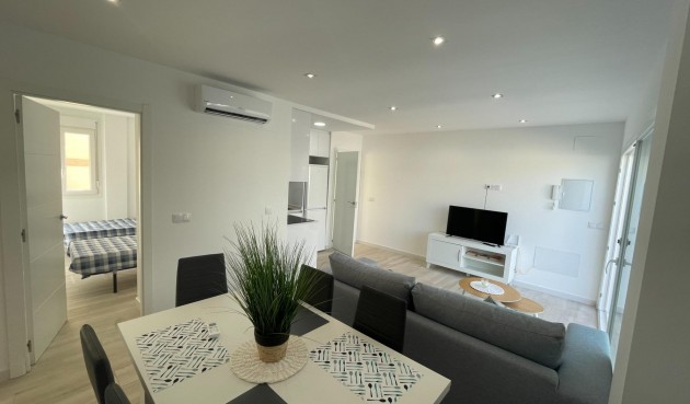 Resale - Bungalow -
Orihuela Costa - La Regia