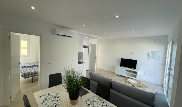 Resale - Bungalow -
Orihuela Costa - La Regia