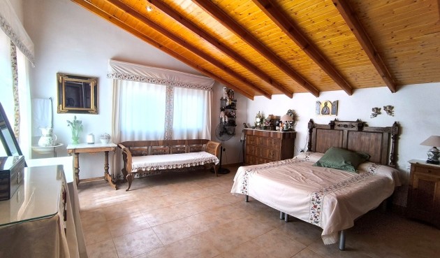 Återförsäljning - Villa -
Villena - Inland