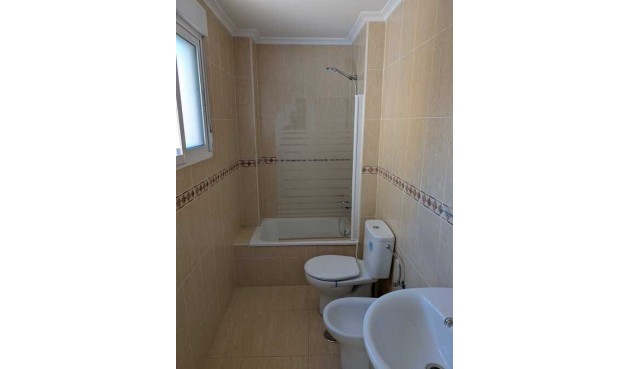 Återförsäljning - Apartment -
Daya Nueva - Costa Blanca