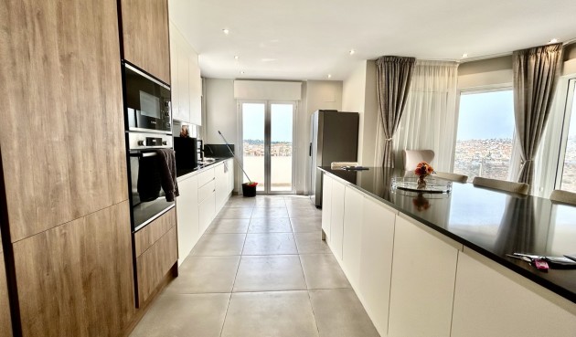 Återförsäljning - Villa -
Ciudad Quesada - Costa Blanca