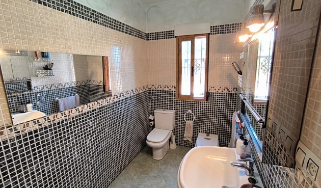 Återförsäljning - Villa -
Jumilla - Inland