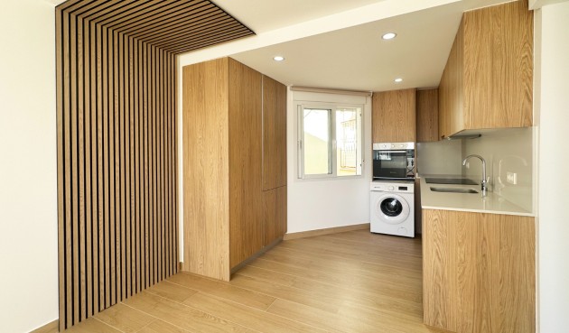 Återförsäljning - Apartment -
Orihuela Costa - Costa Blanca